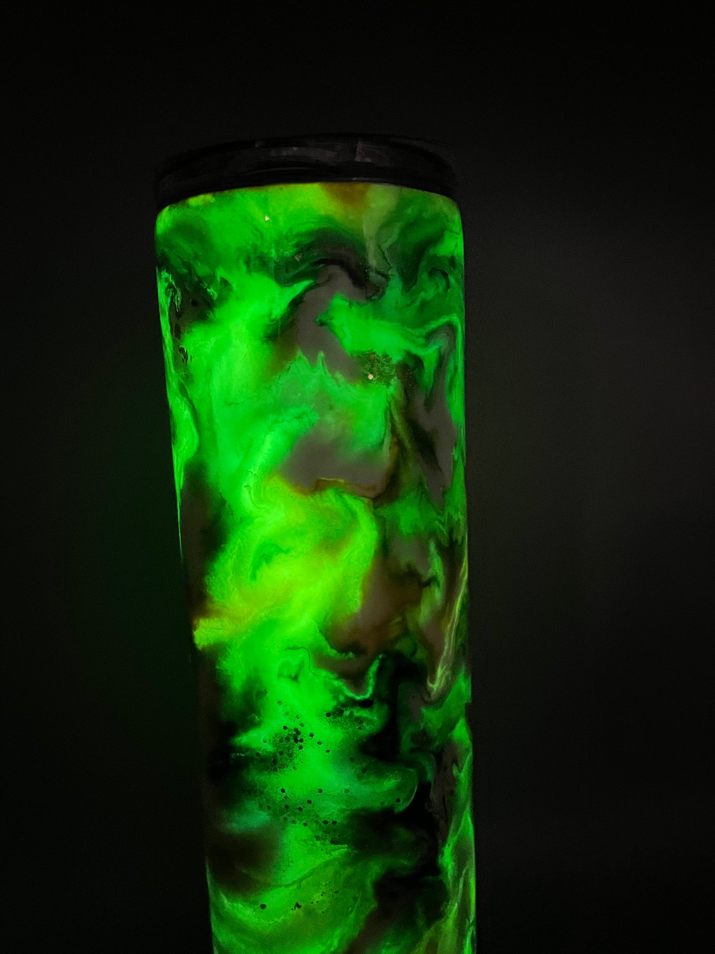 20oz Glow in the Dark Tumbler