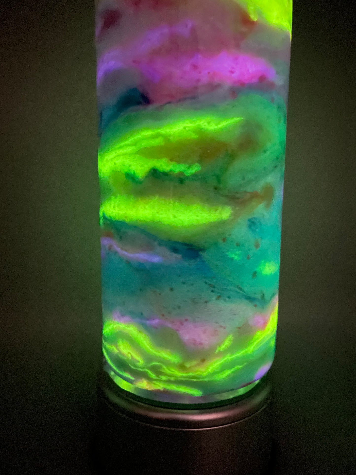 30oz Glow in the dark Tumbler